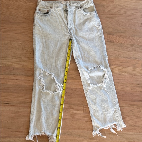 Free People We The Free Distressed Cream Straight Leg Jeans - Picture 4 of 4